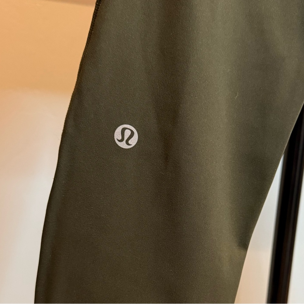 Lululemon Athletica Olive Green Leggings, side pockets and zip back pockets - Picture 8 of 16